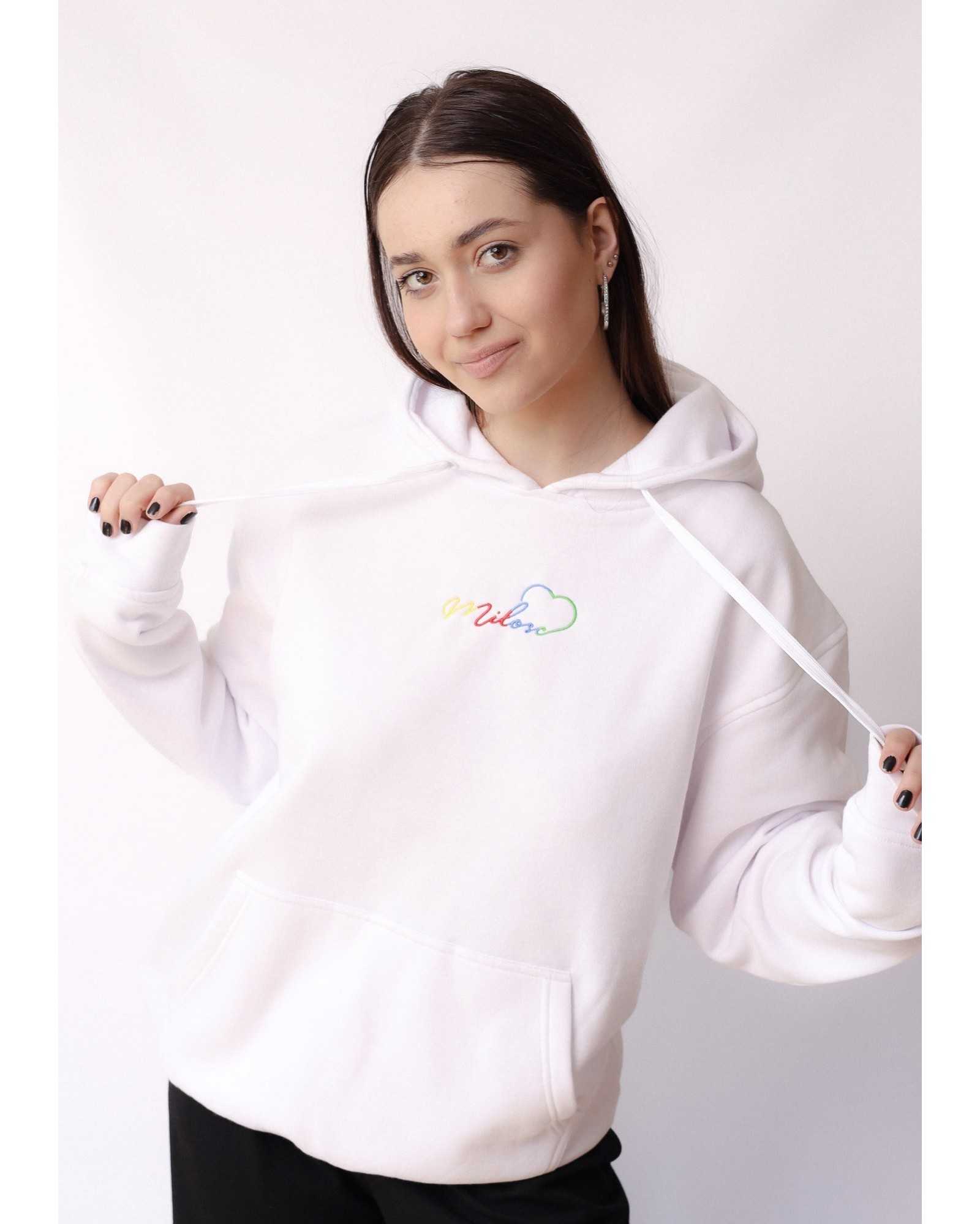 Nowość! hoodie biała z nowym logo tęczowym Miło(ść)