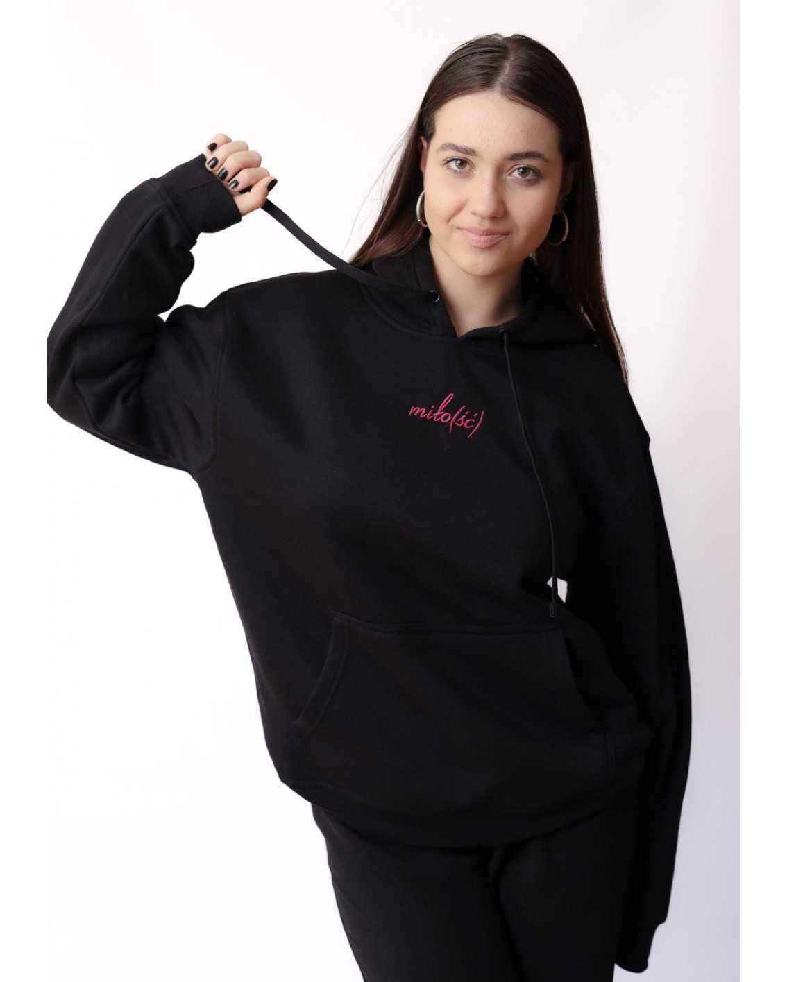 Original hoodie czarna z różowym haftem Miło(ść)